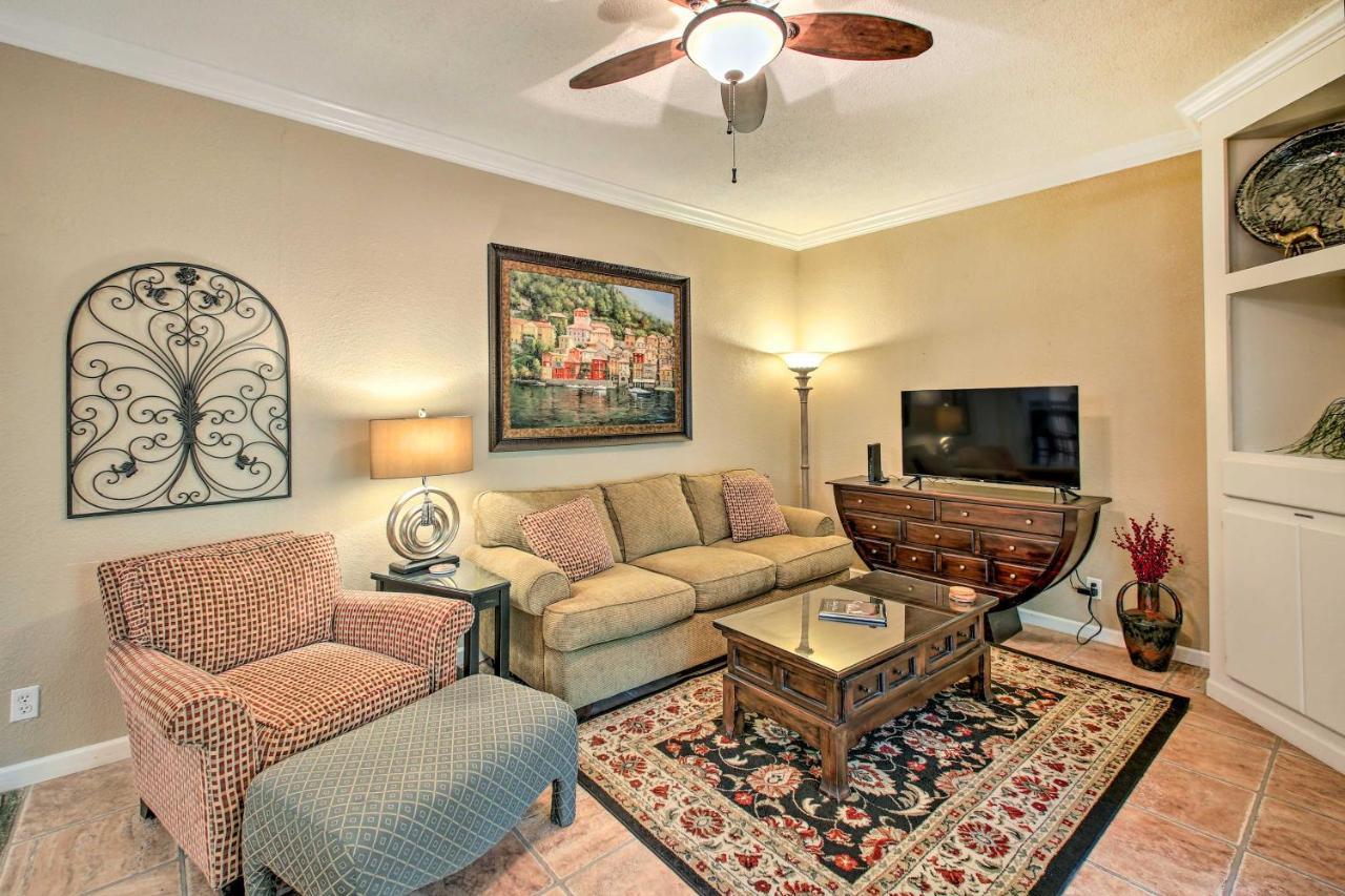 Charming Hot Springs Home With Sunroom And Yard 外观 照片