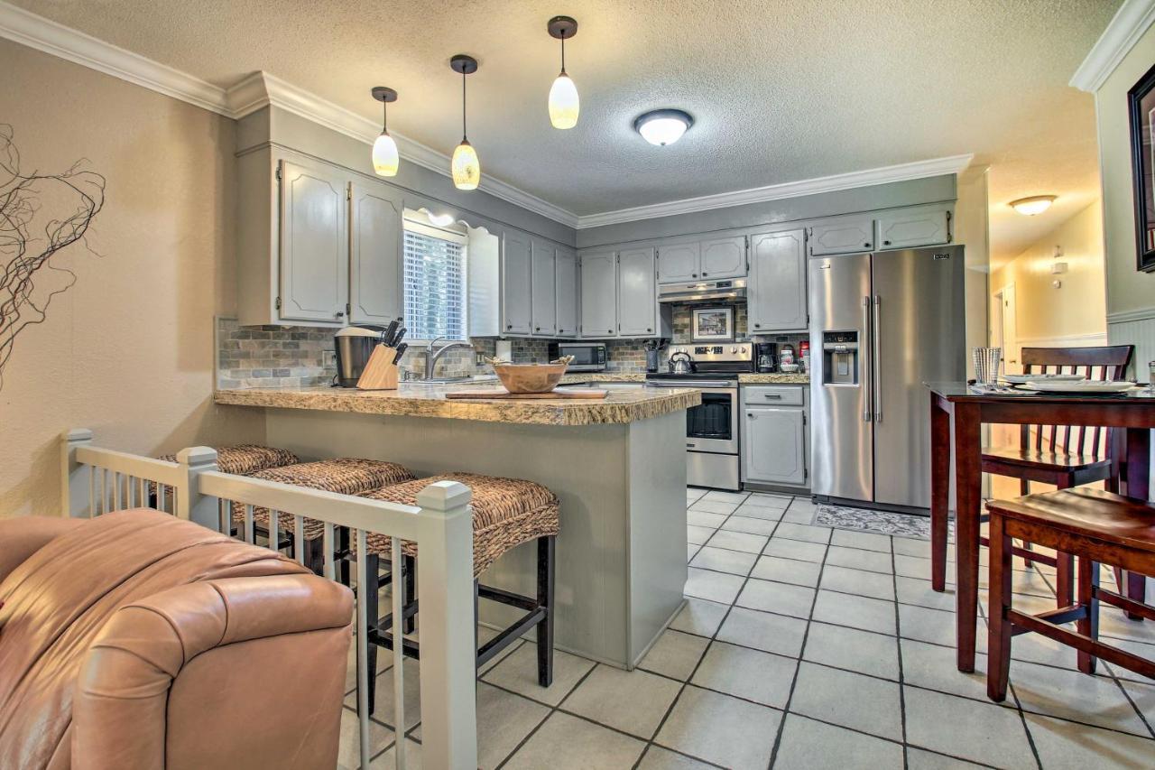 Charming Hot Springs Home With Sunroom And Yard 外观 照片
