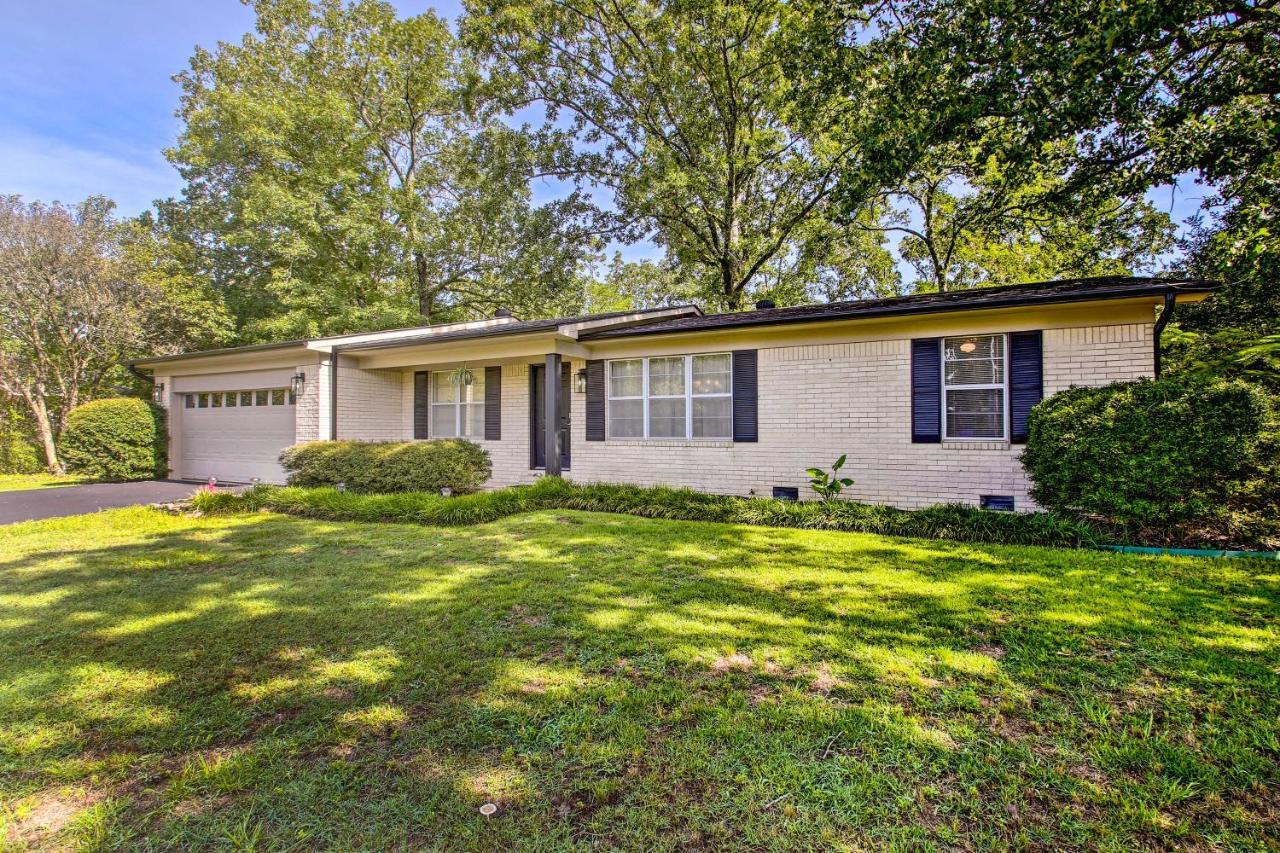 Charming Hot Springs Home With Sunroom And Yard 外观 照片