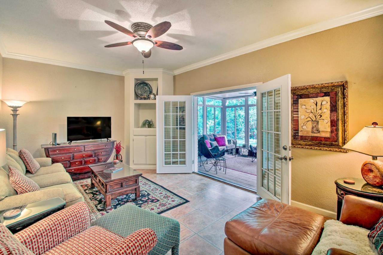 Charming Hot Springs Home With Sunroom And Yard 外观 照片