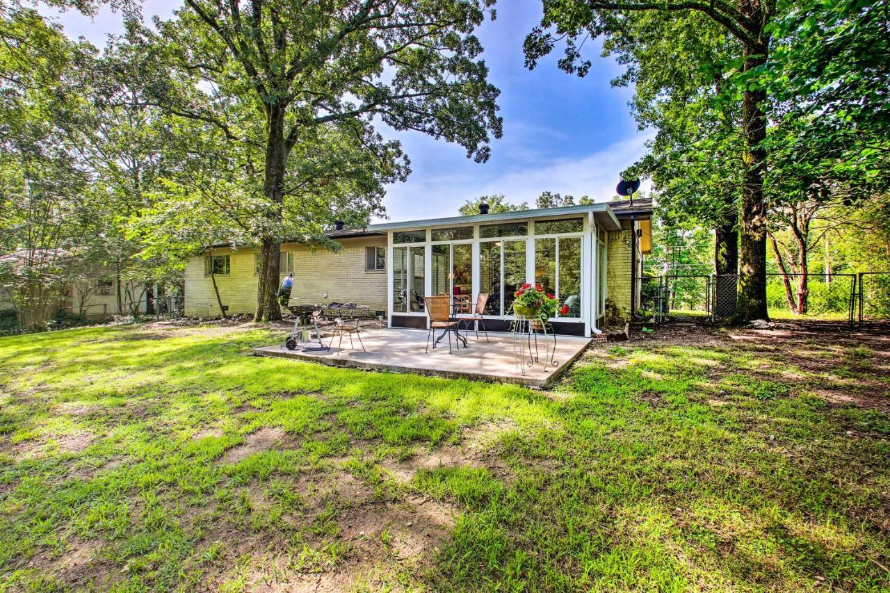 Charming Hot Springs Home With Sunroom And Yard 外观 照片